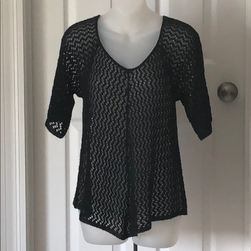 Isela open crochet top